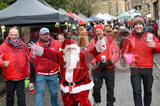 GLOSSOP XMAS  MARKET 2025 (97).JPG