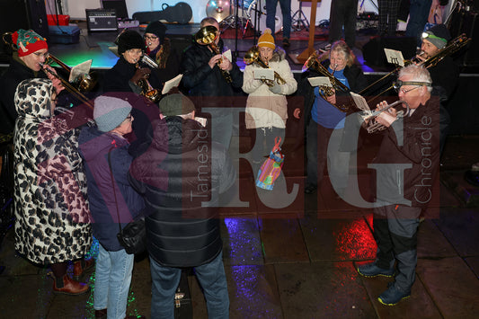GLOSSOP LIGHT SWITCH ON 2025 (158).JPG