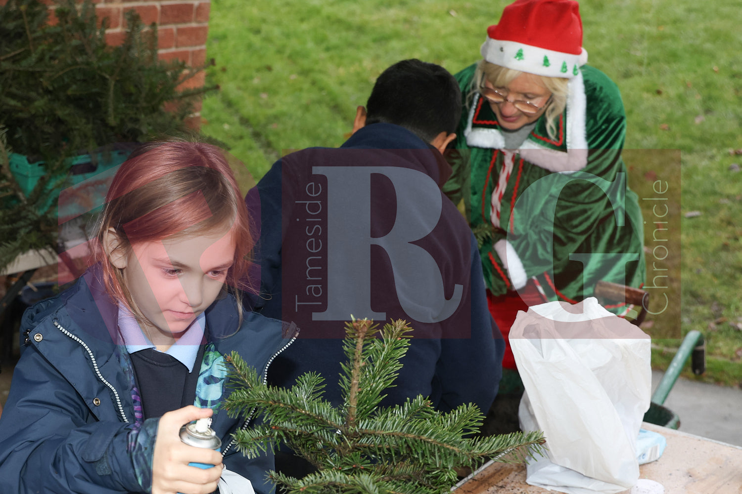 WATERLOO CENTRE XMAS SCHOOL VISIT (29).JPG