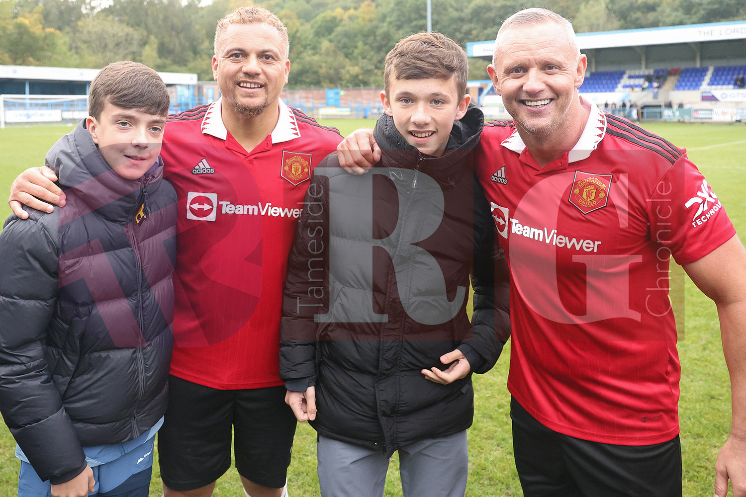 STALYBRIDGE CELTIC LEGENDS V MAN UTD LEGENDS (50).JPG