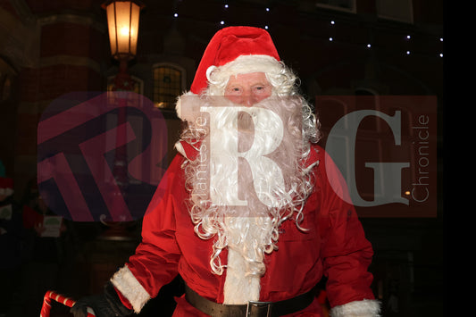 DUKINFIELD LIGHTS SWITCH ON (40).JPG
