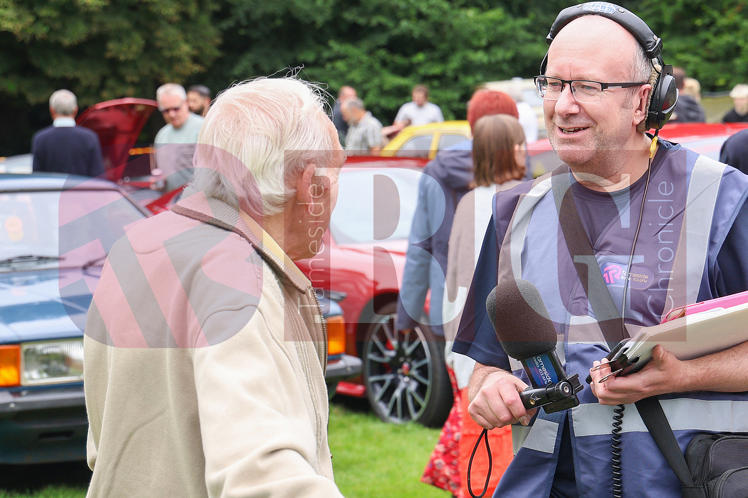 GLOSSOP CAR SHOW (68).JPG