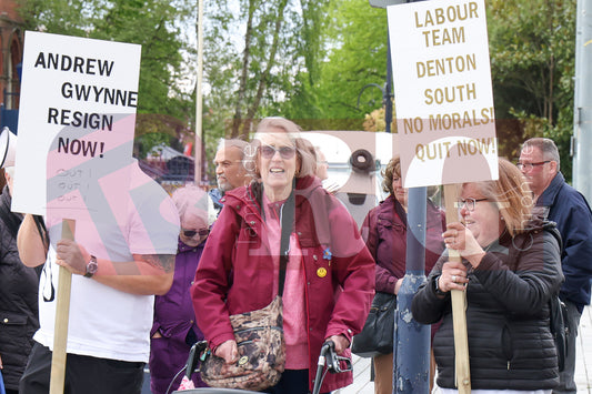 CALLING FOR MP TO GO DENTON 2025 (34).JPG