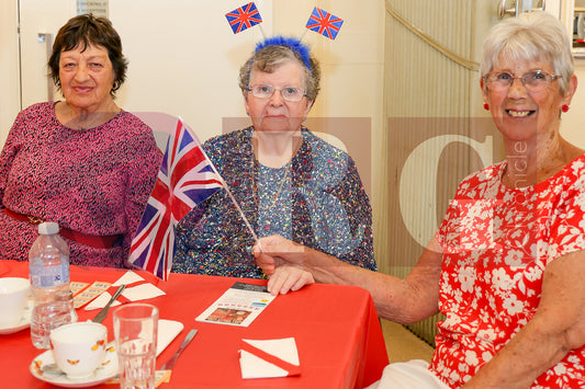 ST. GEORGES DAY GRAFTON CENTRE HYDE (26).JPG