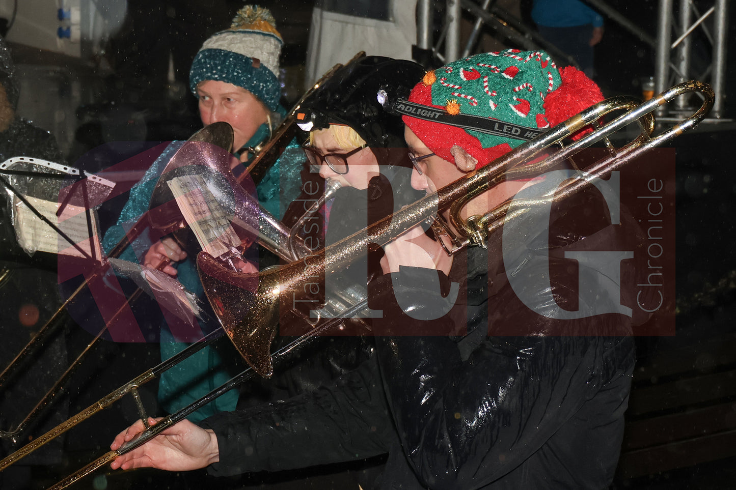 GLOSSOP LIGHTS SWITCH ON 2024 (51).JPG