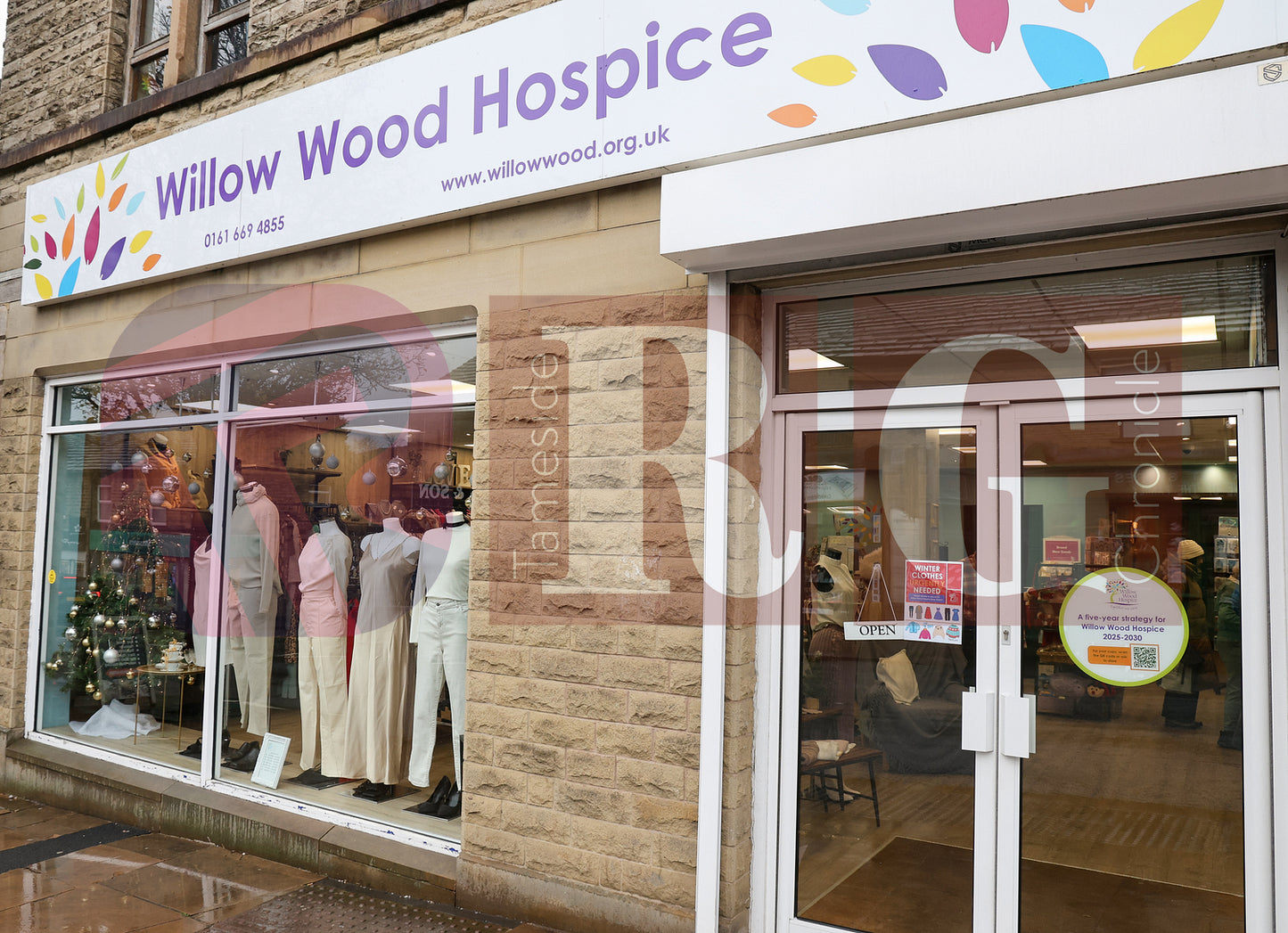 GLOSSOP CHRISTMAS SHOPS 2025 (43).JPG