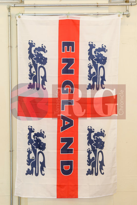 ST. GEORGES DAY GRAFTON CENTRE HYDE (12).JPG