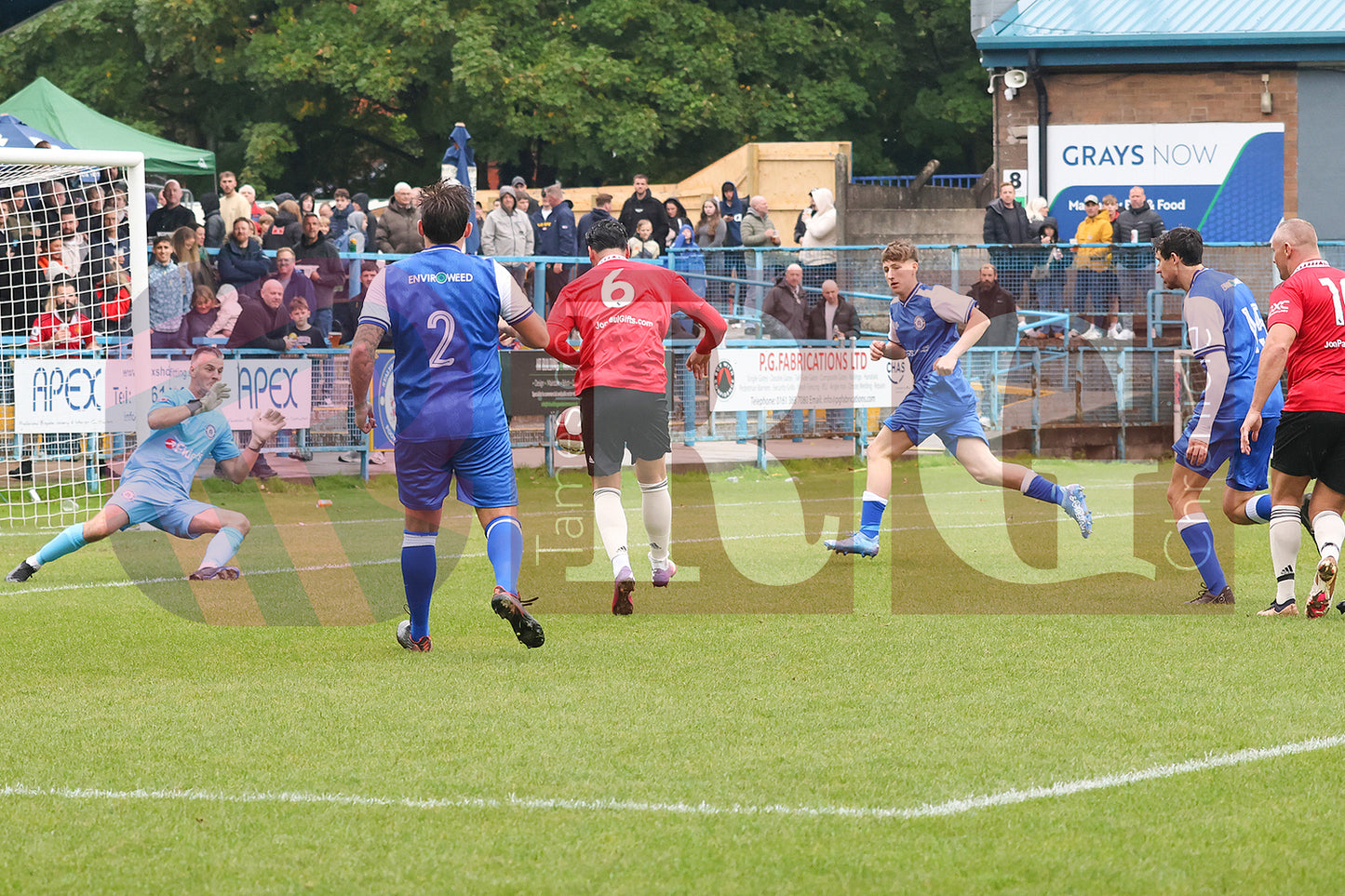STALYBRIDGE CELTIC LEGENDS V MAN UTD LEGENDS (126).JPG