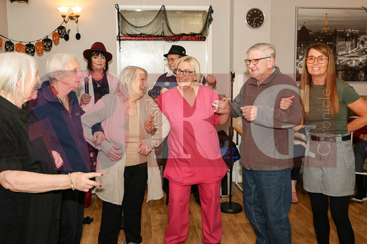 HAPPY 102yrs OLD BIRTHDAY ROSE DUGGAN (46).JPG