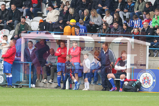 STALYBRIDGE CELTIC LEGENDS V MAN UTD LEGENDS (109).JPG