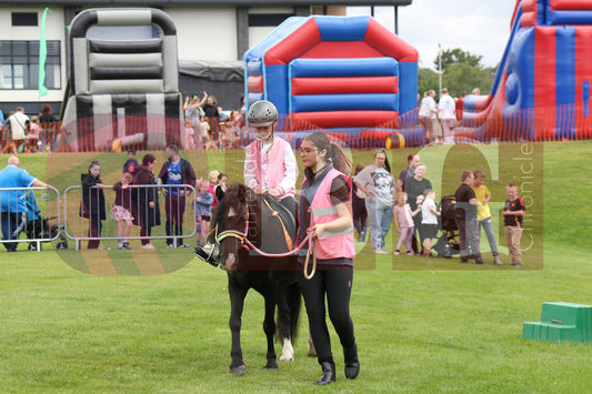 KEN WARD HATTERSLEY TAMESIDE ROCKS  2025 (26).JPG