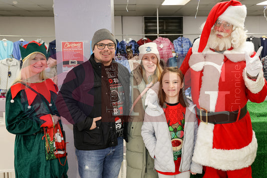 HYDE CHRISTMAS 2025 (50).JPG