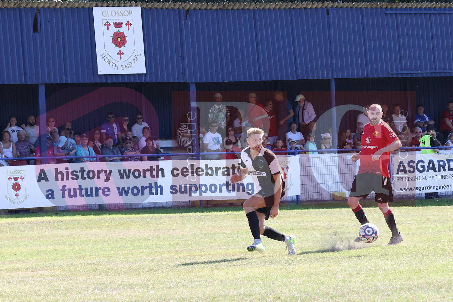 GLOSSOP NORTH EBD V UNITED LEGENDS  (145).JPG