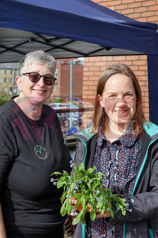 PLANT & SWAP EVENT TESCO STALYBRIDGE 2025 (58).JPG