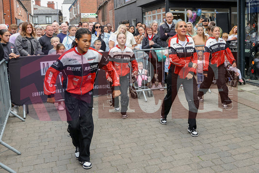 ASHTON STREET LIFE (172).JPG