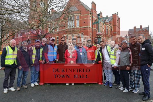 WALK WITH THE MAYOR HYDE TO DUKINFIELD (65).JPG