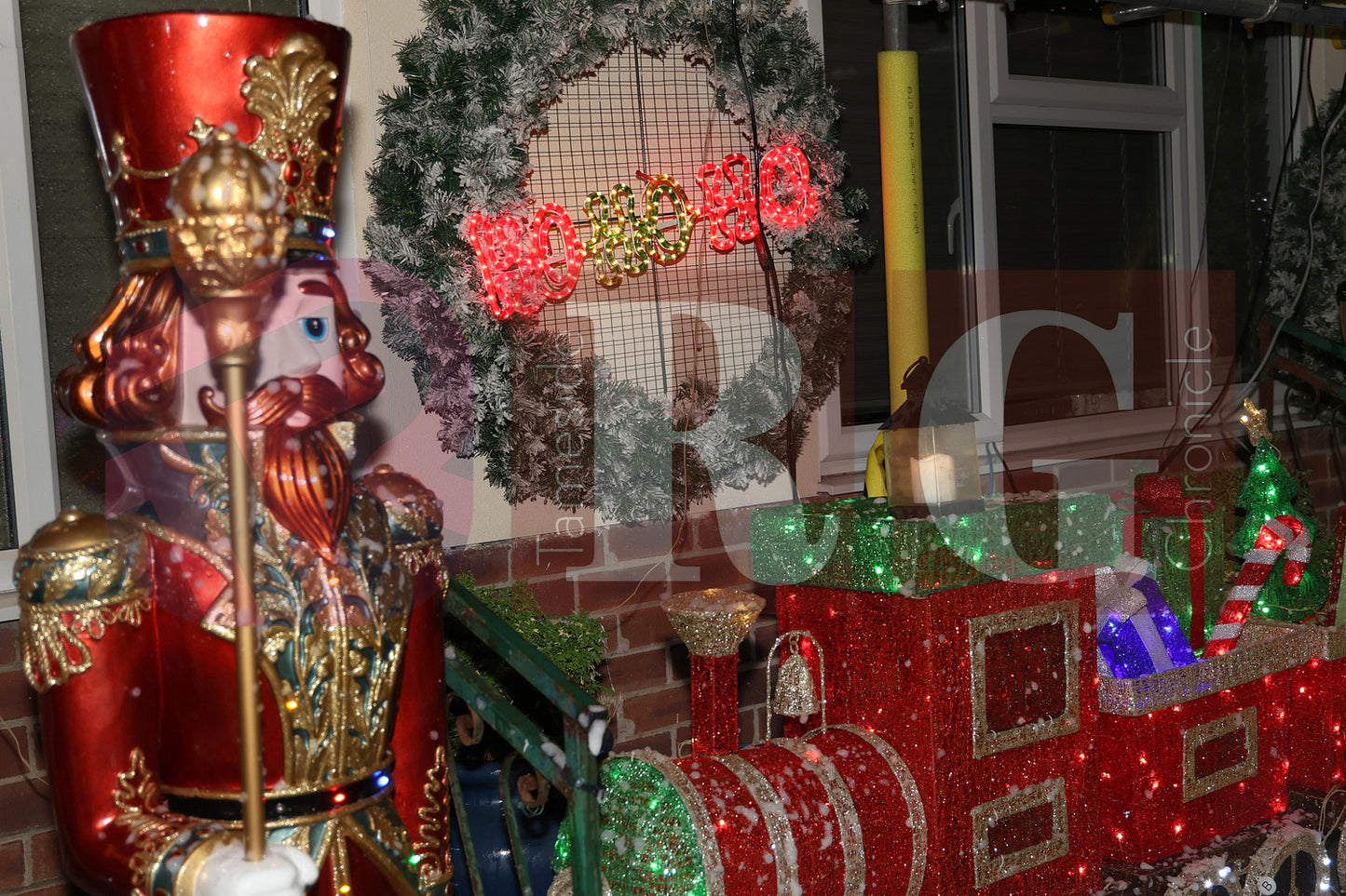 DEWSNAP LANE DUKINFIELD LIGHTS 2025 (31).JPG