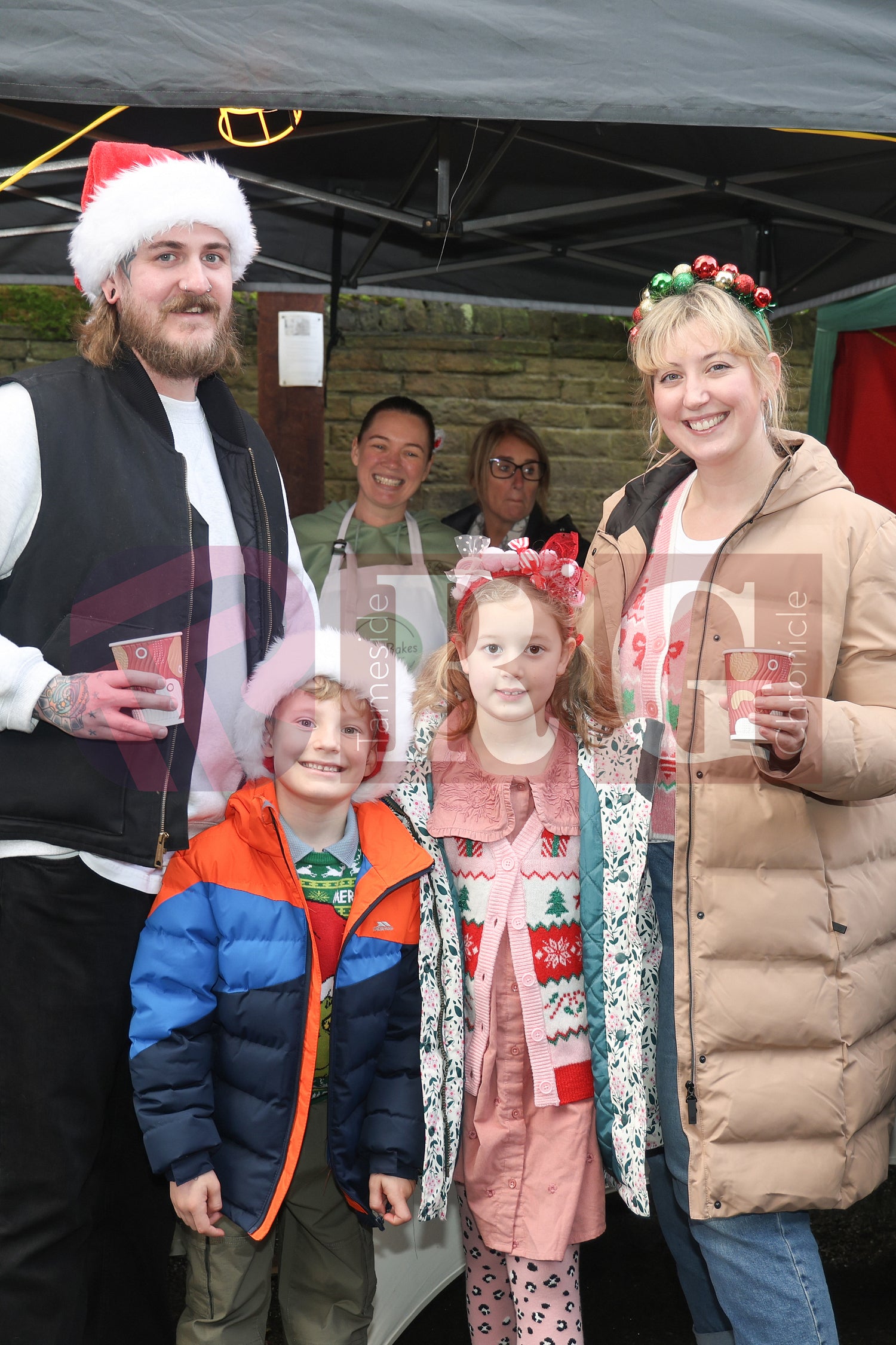 GLOSSOP CHRISTMAS MARKET 2024 (126).JPG