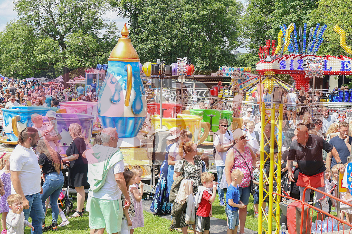 STALYBRIDGE CARNIVAL 2024 (127).JPG