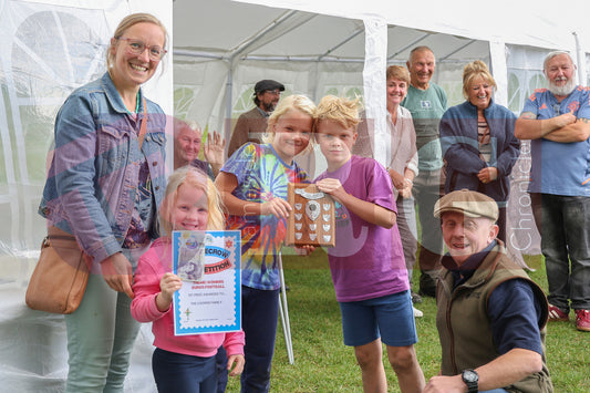 TINTWISTLE GARDENERS SHOW (101).JPG