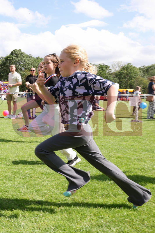TINTWISTLE CHIDREN'S GALA  (18).JPG