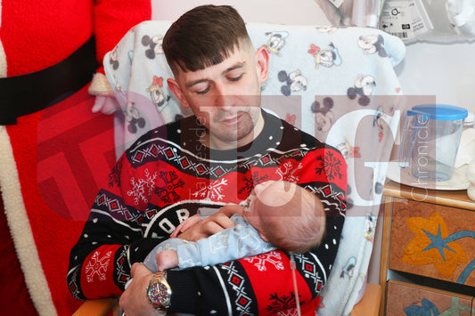 SANTA VISIT TAMESIDE CHILDRENS UNIT 2024 (56).JPG