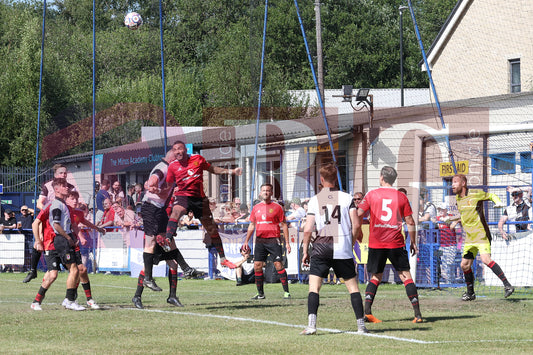 GLOSSOP NORTH EBD V UNITED LEGENDS  (119).JPG