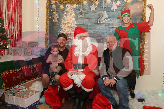 GAMESLEY YOUTH CENTRE XMAS FAIR  (35).JPG