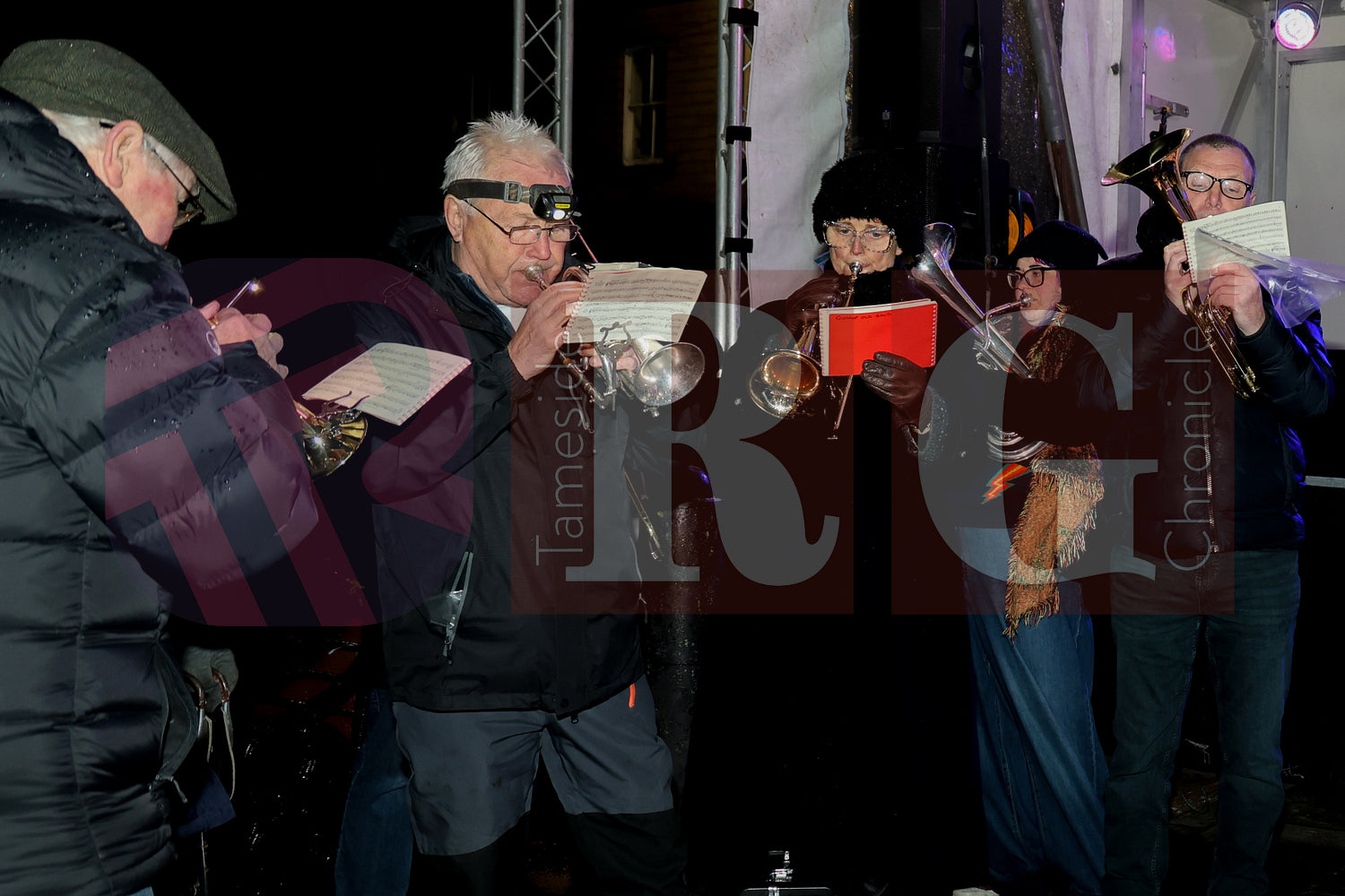 GLOSSOP LIGHT SWITCH ON 2025 (153).JPG