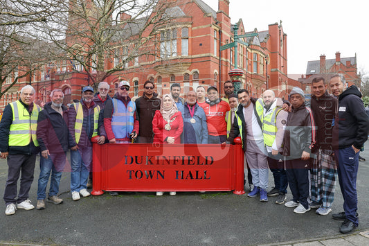 WALK WITH THE MAYOR HYDE TO DUKINFIELD (64).JPG