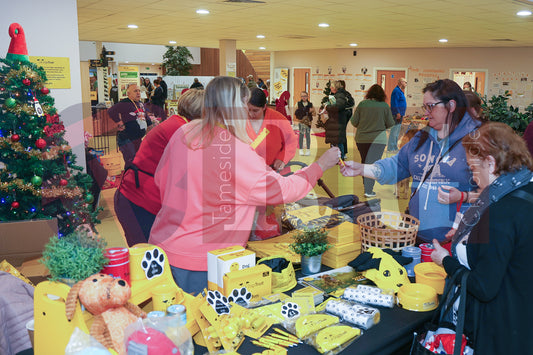 DOG TRUST DENTON XMAS (73).JPG