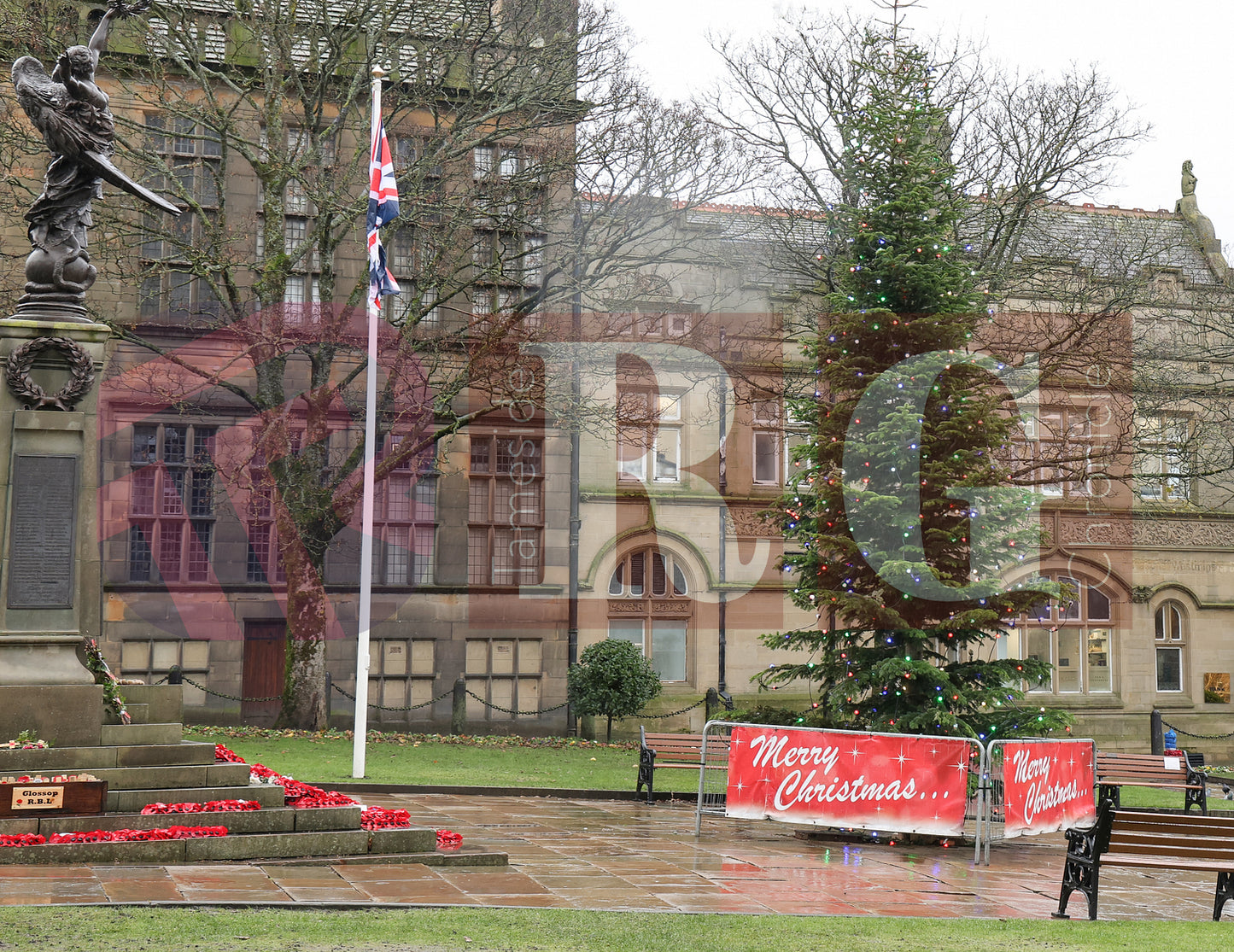 GLOSSOP CHRISTMAS SHOPS 2025 (35).JPG