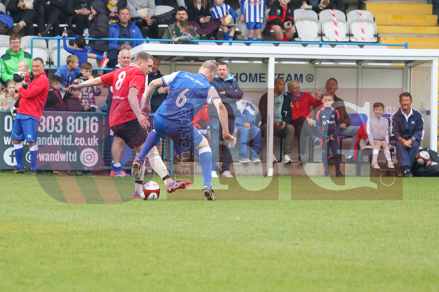 STALYBRIDGE CELTIC LEGENDS V MAN UTD LEGENDS (150).JPG
