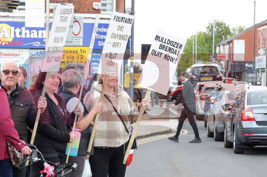 CALLING FOR MP TO GO DENTON 2025 (56).JPG