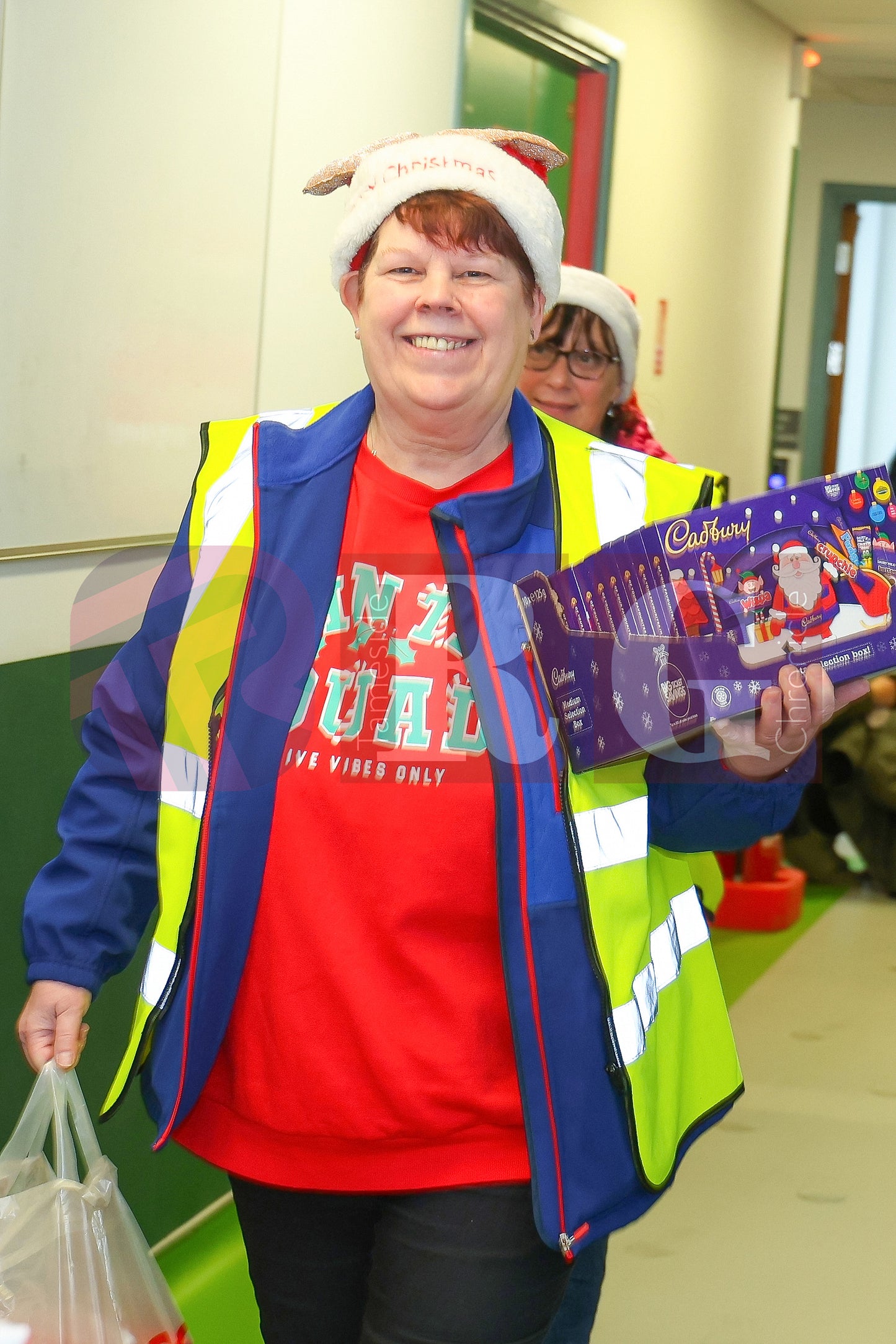 SANTA VISIT TAMESIDE CHILDRENS UNIT 2024 (34).JPG