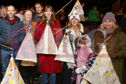 LANTERN PARADE STALYBRIDGE (11).JPG