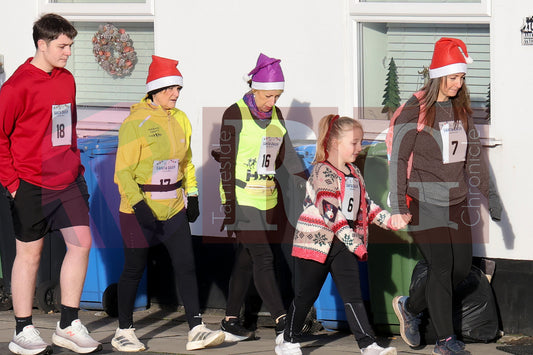 HYDE PURPLE HEART SANTA DASH  (33).JPG