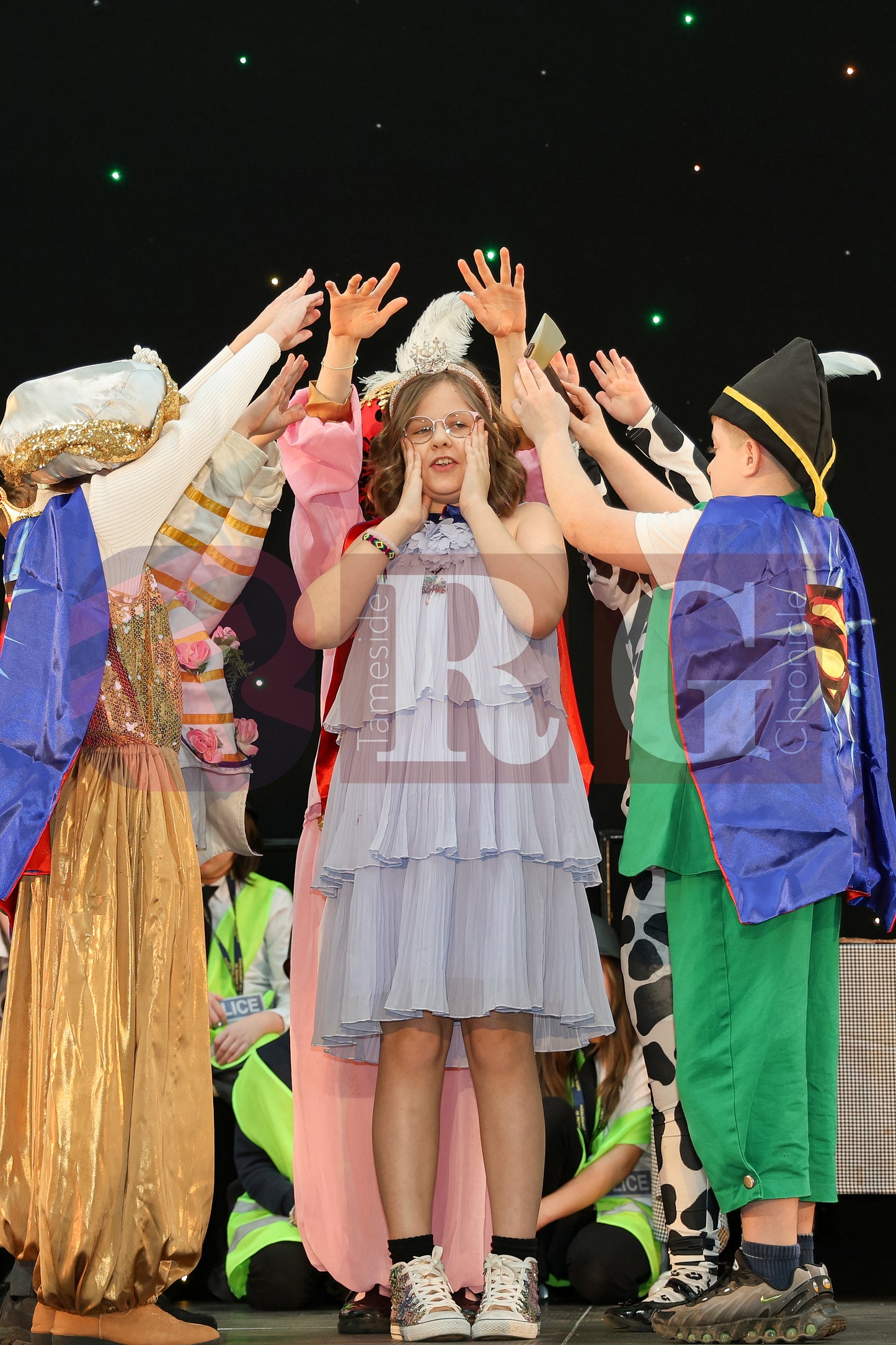 STALYBRIDGE CIVIC HALL SCHOOL PANTOMIME (20).JPG
