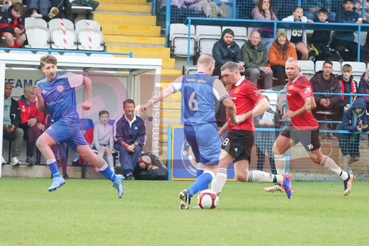 STALYBRIDGE CELTIC LEGENDS V MAN UTD LEGENDS (149).JPG