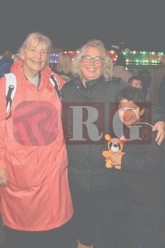 GLOSSOP FIREWORKS 2025 (34).JPG