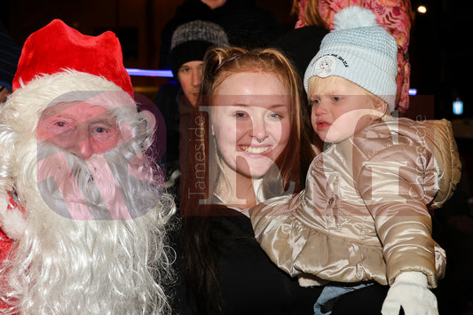 DUKINFIELD LIGHTS SWITCH ON (105).JPG