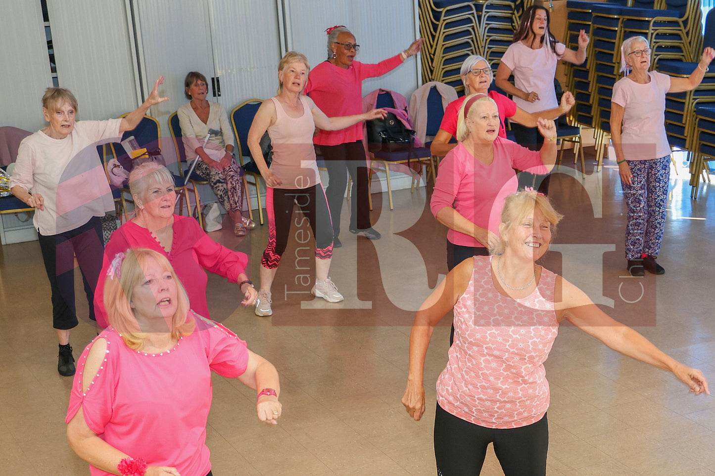 BREAST CANCER  FUNDRAISING GRAFTON CENTRE HYDE (31).JPG