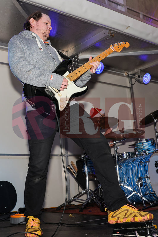 GLOSSOP LIGHT SWITCH ON 2025 (121).JPG