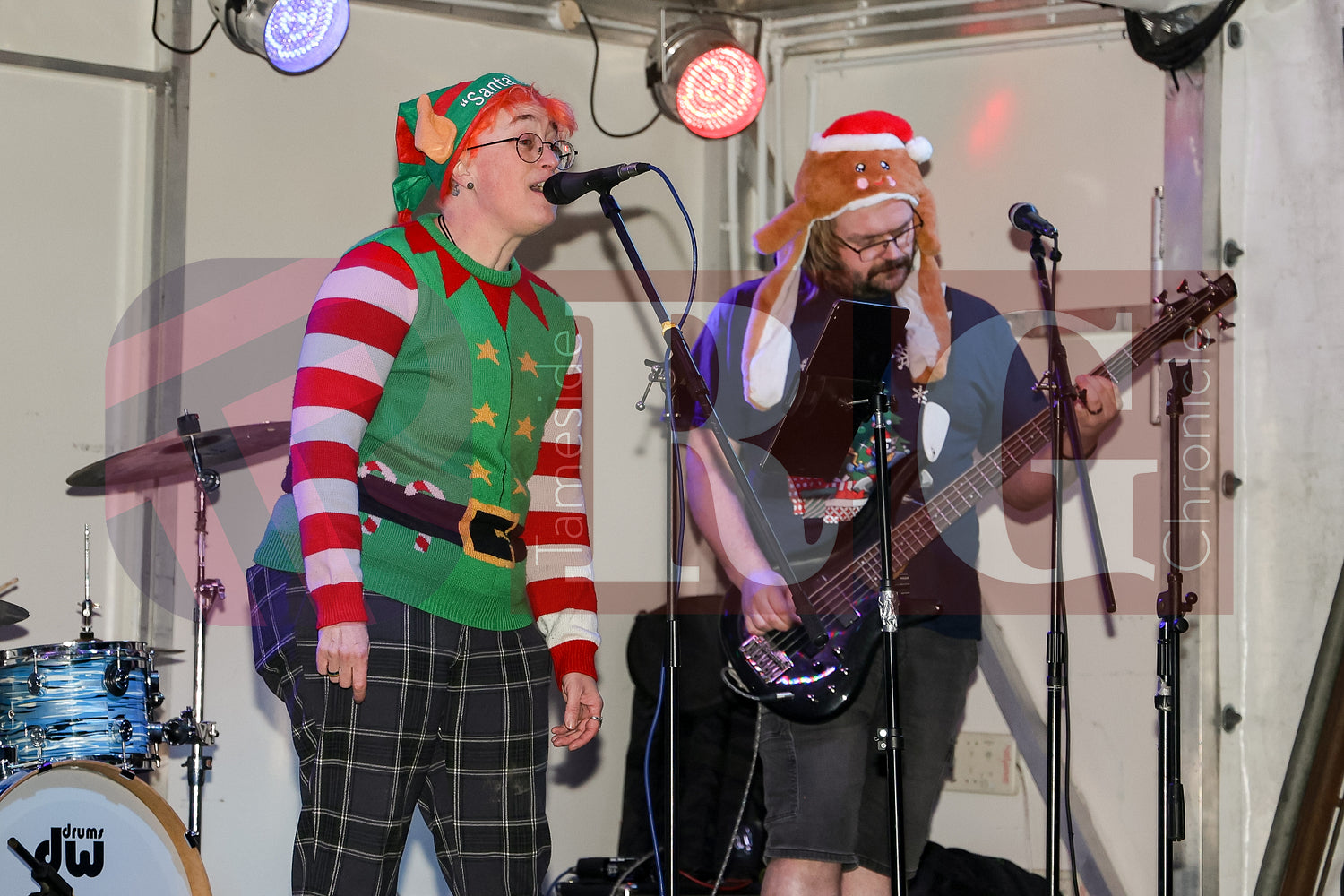 GLOSSOP LIGHT SWITCH ON 2025 (112).JPG
