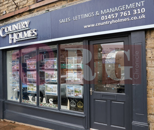GLOSSOP CHRISTMAS SHOPS 2025 (47).JPG