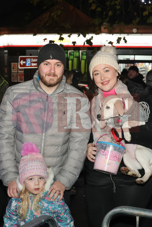 DUKINFIELD LIGHTS SWITCH ON (27).JPG