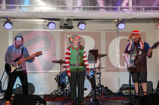 GLOSSOP LIGHT SWITCH ON 2025 (113).JPG