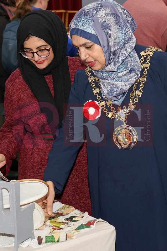 MOSSLEY TOWN TEAM AUTUMN FAIR (15).JPG