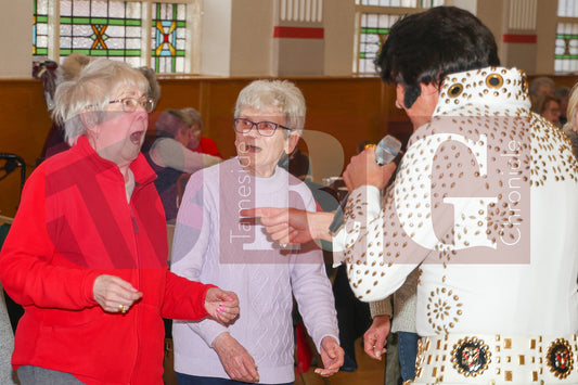 95TH BIRTHDAY DUKINFIELD TOWN HALL ELVIS  (78).JPG