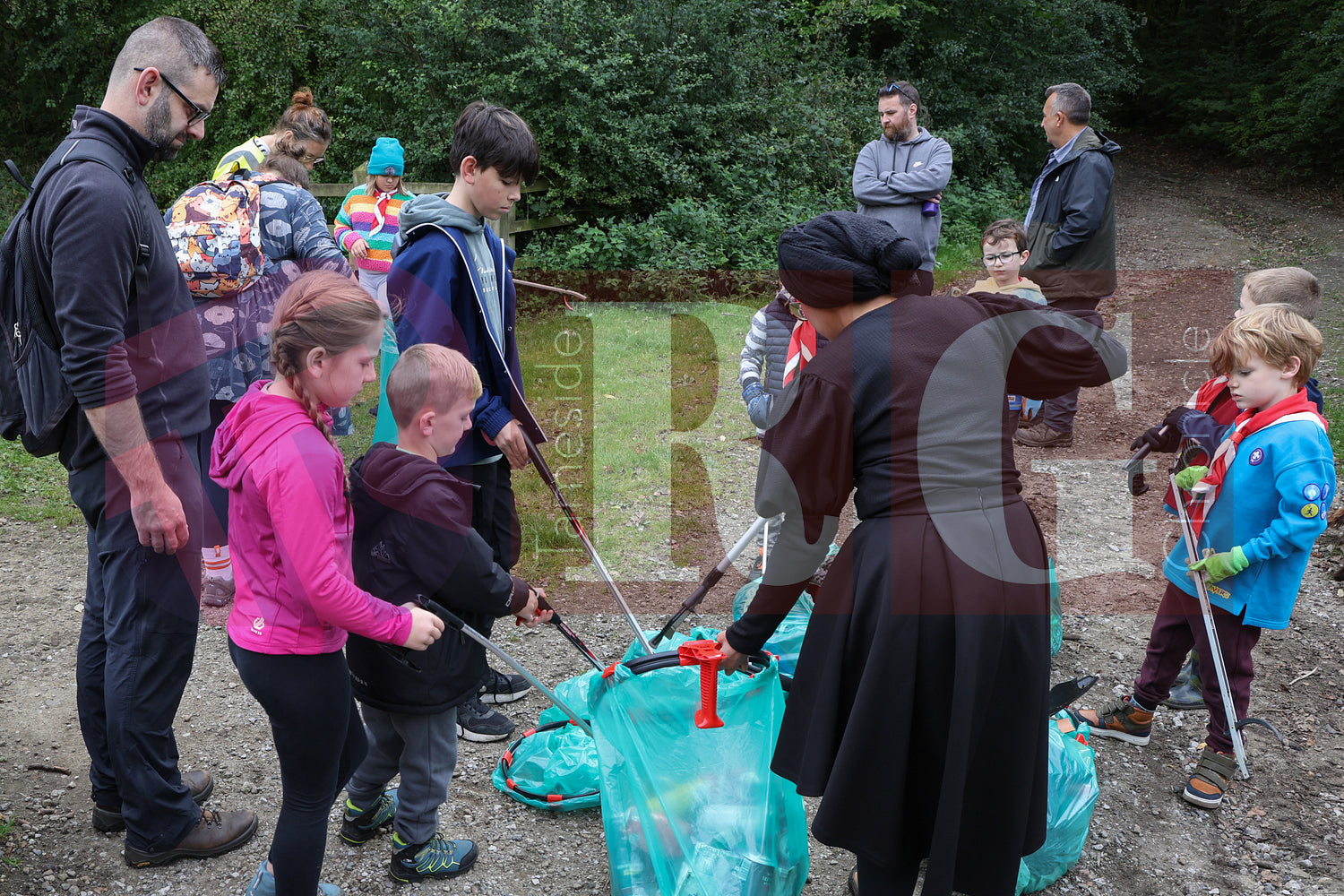 MOSSLEY LITTER PICK (25).JPG